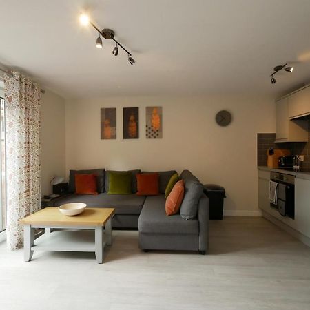 Crewe Short Lets 8 Victoria Court, Crewe Apartment Exterior foto