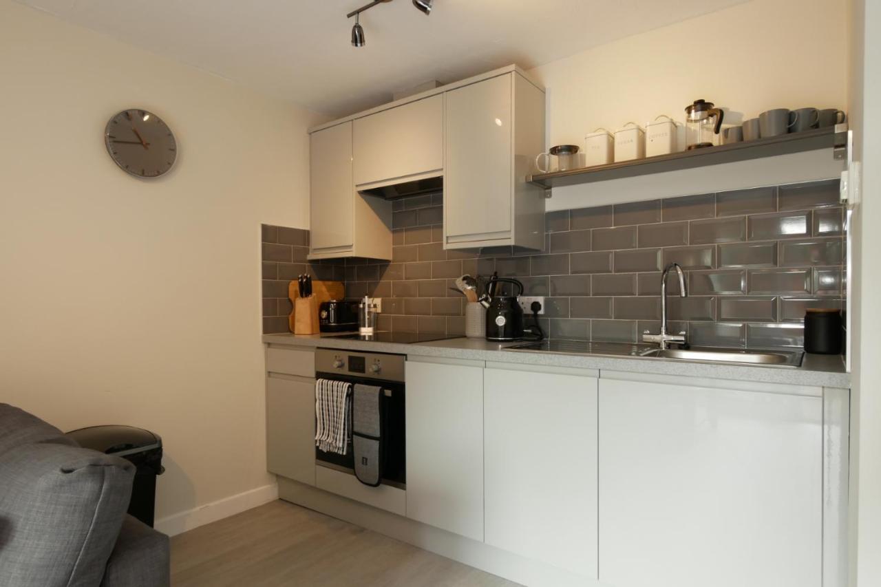 Crewe Short Lets 8 Victoria Court, Crewe Apartment Exterior foto